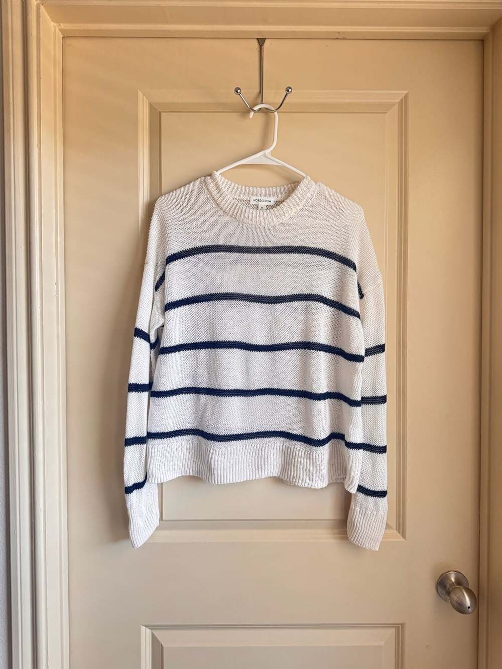 Nordstrom 100% Linen Striped Crewneck Sweater Ivory and Navy Size M
